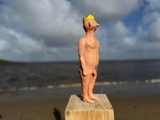Strandmensch "König mal nackt"